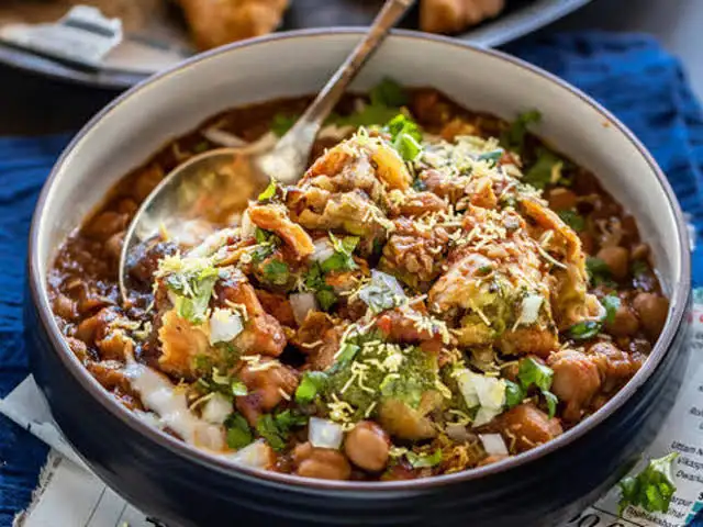 Samosa Chat (1 pc)