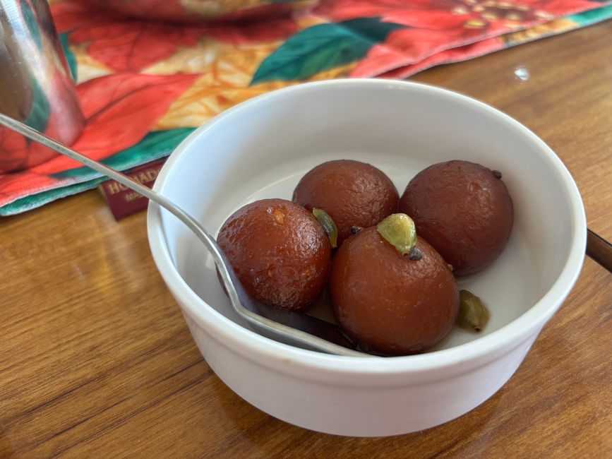 Gulab Jamun (2 pcs)