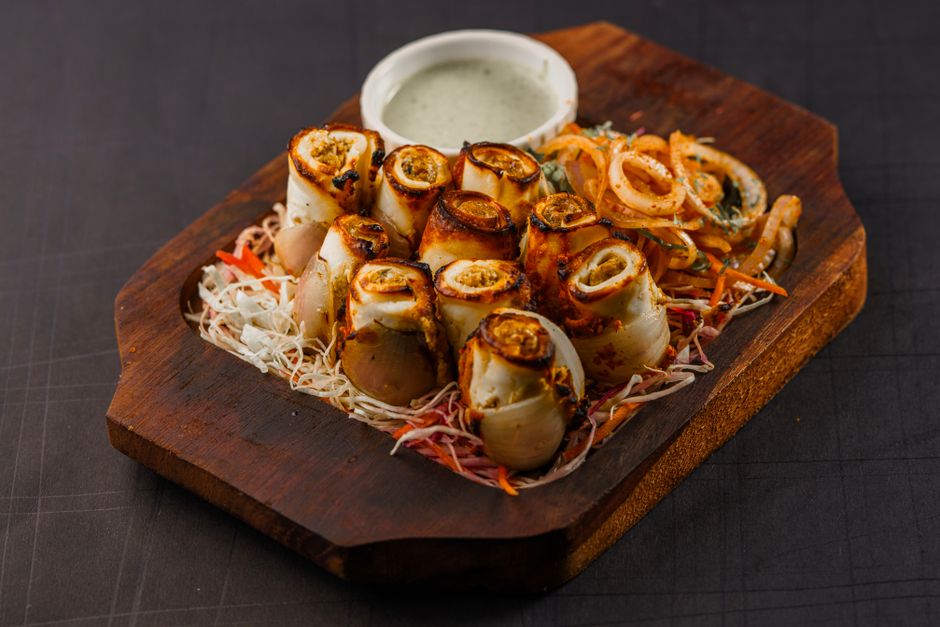 Paneer / Egg / Chicken Puffs