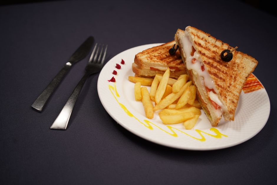 Aloo Mutter Sandwich