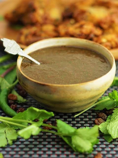 Tamarind/Mint Chutney
