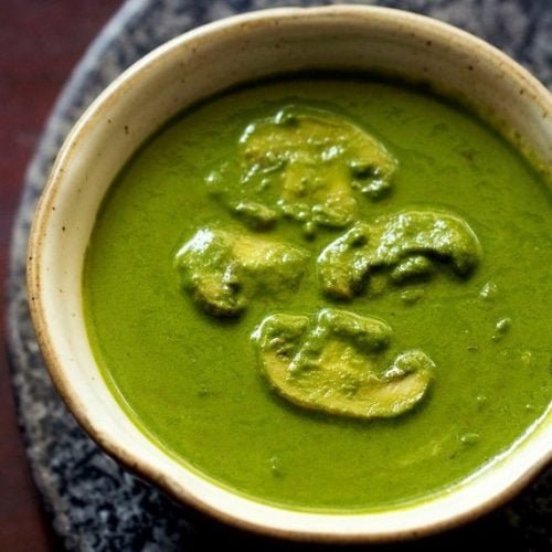 9. Palak Mushroom