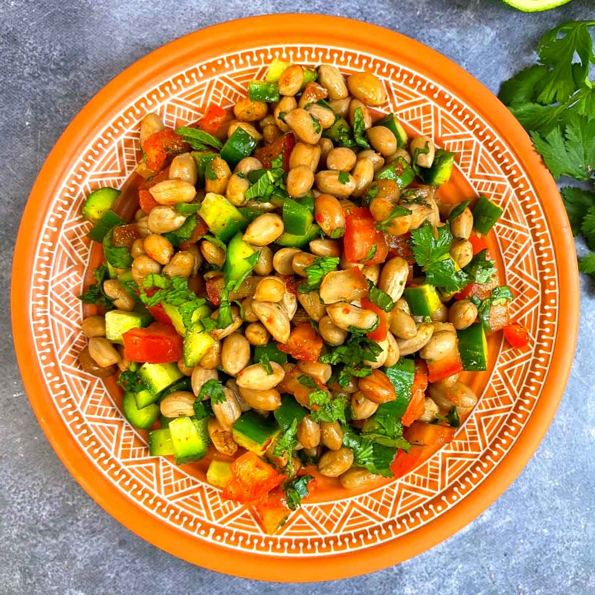 Peanuts salad